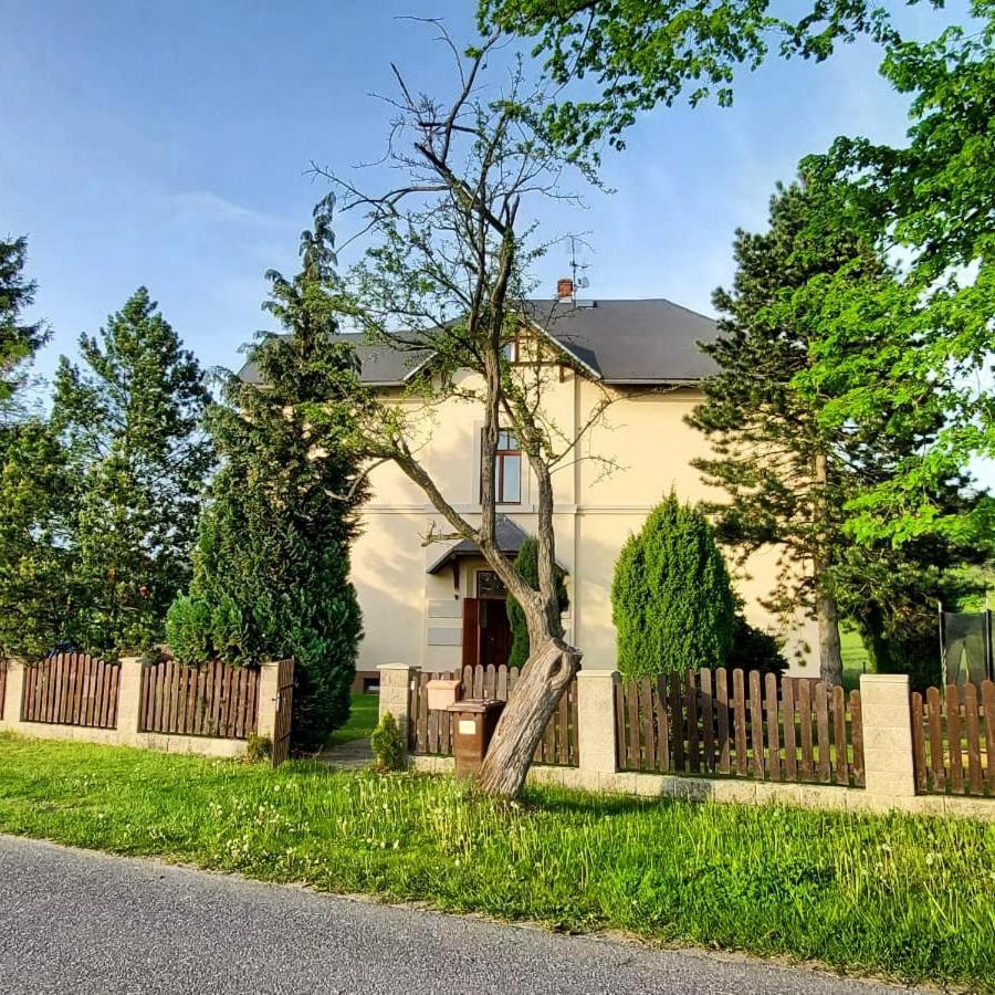 Sulcburg Appartement Cetenov Buitenkant foto